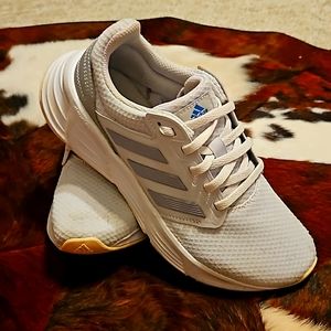 Women's white Adidas size 7 shoes